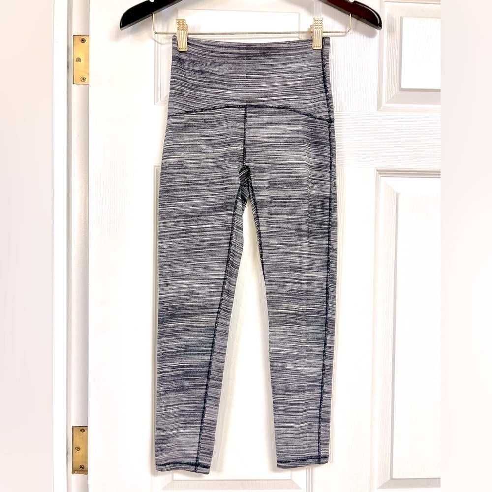 IVIVVA by LULULEMON Girls 10 Strong Spirit Tight Mini Space Dye Heathered Grey